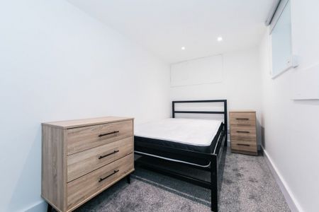 Winston Gardens, Headingley, Leeds - Photo 3