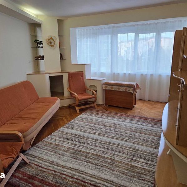 inchiriere apartament 3 camere - Cetate, deasupra Cinema Dacia - Photo 1