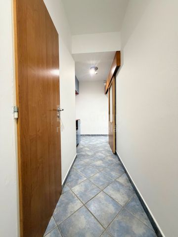 Pronájem bytu 3+kk 61 m², Hořelické náměstí 1174, Rudná - Photo 4