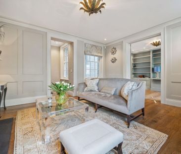 A beautifully arranged three bedroom house to rent in the heart of Chelsea, SW3. - Photo 4