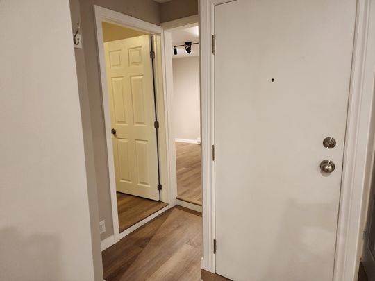 For Lease - 233 Hector-Hotte Way Unit# 2nd Floor, Vanier and Kingsview Park, Ontario - Photo 1