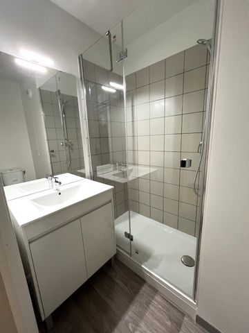 Location Appartement 1 pièce 16m² FRANQUEVILLE ST PIERRE 76520 - Photo 5