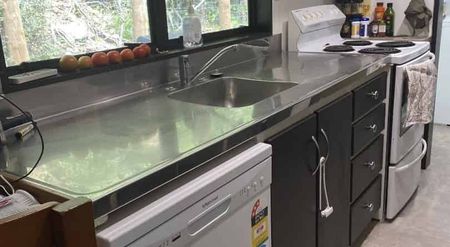 Sandy Beach, Shakespeare Rd and Shopping .... - Photo 2