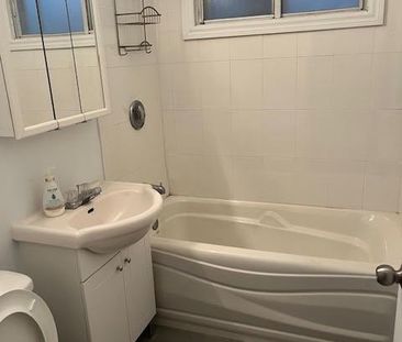 4 1/2 À LOUER - Photo 3