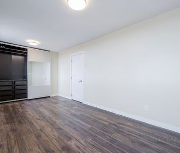 For Lease - 614 Gibb Street, Oshawa, Ontario - Photo 3