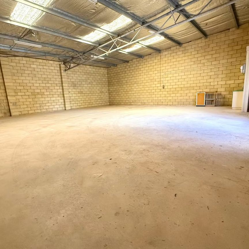 2/74-78 Station Street - Photo 1