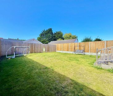 4 bedroom detached house to rent - Photo 6