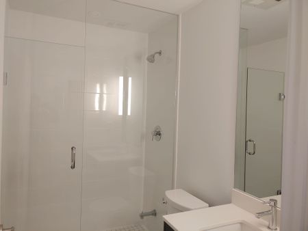 For Lease - 225 Veterans Drive Unit# 803, Brampton, Ontario - Photo 3