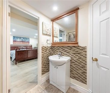 For Lease - 9 The Pinery N/A Unit# Lower, St. Catharines, Ontario - Photo 6