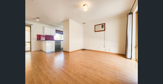 GREAT VALUE 3x1x2 HOME IN AN AMAZING LOCATION! - Photo 1