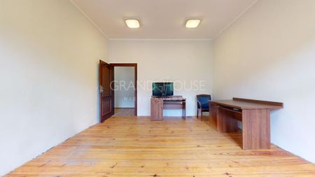 Mieszkanie w Centrum, idealne na kancelarię! - Zdjęcie 2