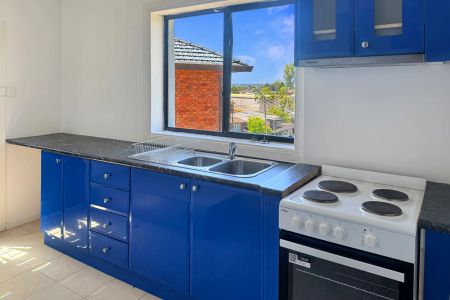 Studio Living Made Simple - Photo 3