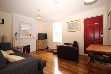 Addison Road, Guildford, Surrey, GU1 3QF - Photo 4