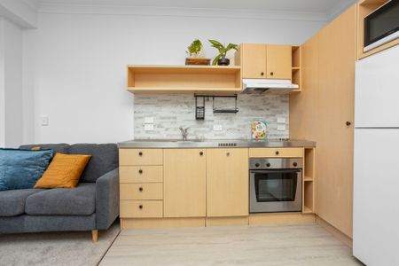 Recently Renovated - Photo 4