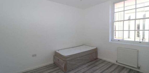 Pano Court, Bell Road, Sittingbourne, ME10 - Photo 2