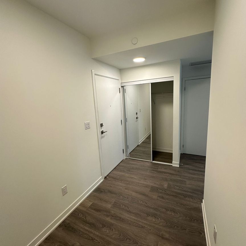 For Lease - 135 Canon Jackson Drive Unit# 111, Toronto, Ontario - Photo 1