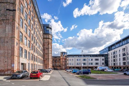 3 bedroom flat to rent - Photo 5