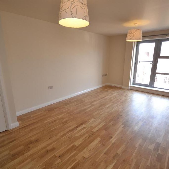 1 bedroom flat to rent - Photo 1