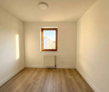 Prachtig 2 (+1)-slaapkamer appartement met terrasje, autostaanplaat... - Photo 4