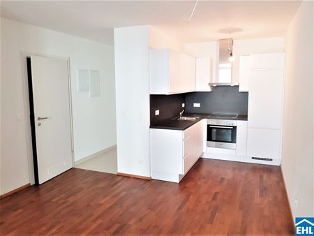 Hochwertig ausgestattete Mietwohnung mit bester Verkehrsanbindung - Photo 2