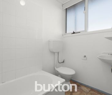 COASTAL COMFORT - 2 BEDROOM LIVING IN CHELSEA - Photo 1