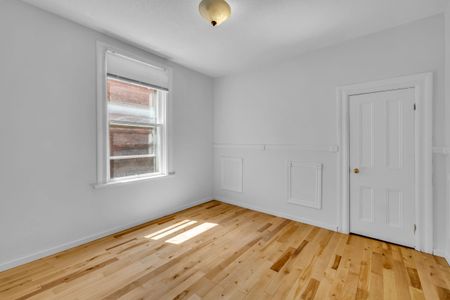 For Lease - 111 Spadina Avenue Unit# 2, West Centre Town, Ontario - Photo 3