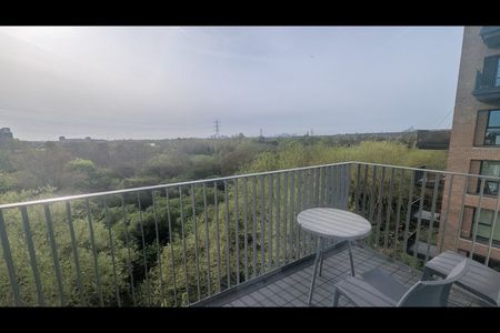 3 Bed Penthouse, Hale Wharf, N17 - Photo 5