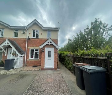 Mews house to rent on - Photo 1