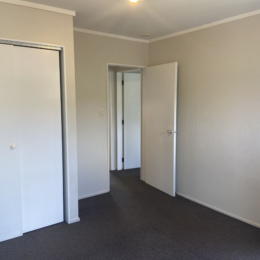 2 BEDROOM UNIT IN J'VILLE - Photo 1