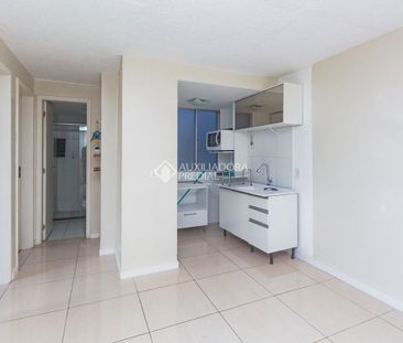 Apartamento com 2 quartos e 38m² para alugar em Morro Santana, Port... - Foto 2