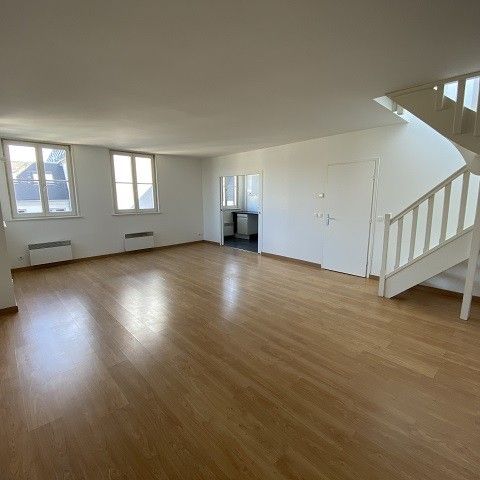 Location Appartement 3 pièces 85m² LILLE 59800 - Photo 1