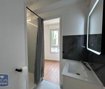 Location Appartement 1 pièce 18m² BEAUVAIS 60000 - Photo 4