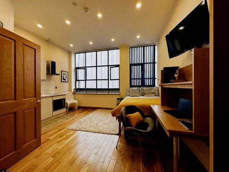 Superior Studio - Photo 5