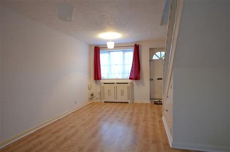 2 bedroom terraced house to rent - Photo 3