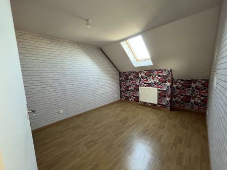 Location Appartement 4 pièces 82m² FOLSCHVILLER 57730 - Photo 4