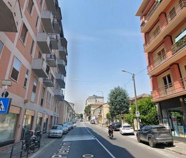 Trilocale con BALCONE a Pavia zona S. Pietro - Foto 2