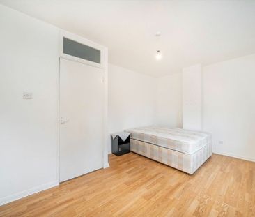 Newington Green Road - Photo 5