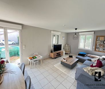 Location Maison 4 pièces 97m² - Photo 1