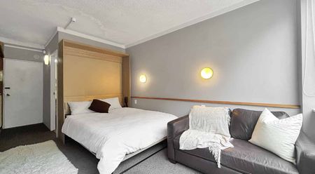 Welcome to apartment 306 in Sharella Living in Thorndon. - Photo 3