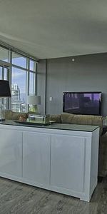 Modern Elegance in South Main: Exquisite 2-Bed Corner Unit at Uptown - Photo 4