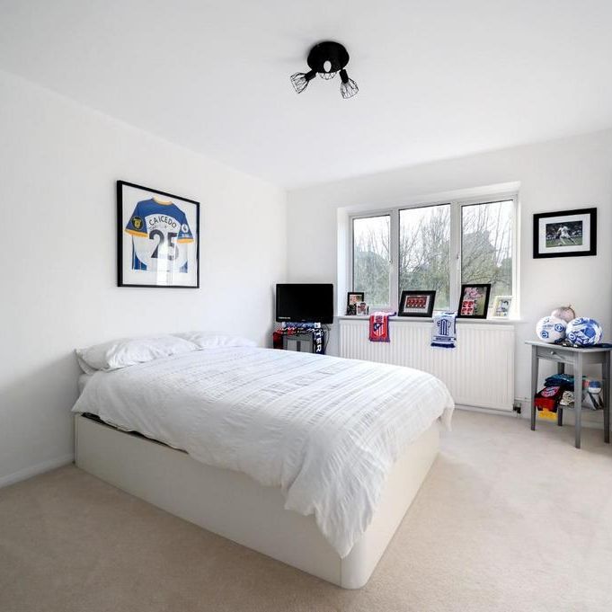 3 bedroom apartment to rent - Photo 1
