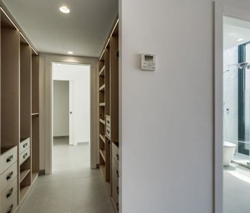 Valle Romano, Estepona West, Estepona, Andalusia 29680 - Photo 4