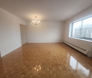 2300 Rue Saint Mathieu, #1602 - Photo 3