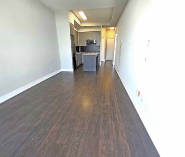 For Lease - 9471 Yonge Street Unit# 731, Richmond Hill, Ontario - Photo 3