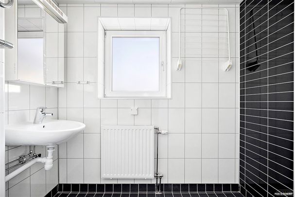 Parkrosgatan 6 - Photo 1