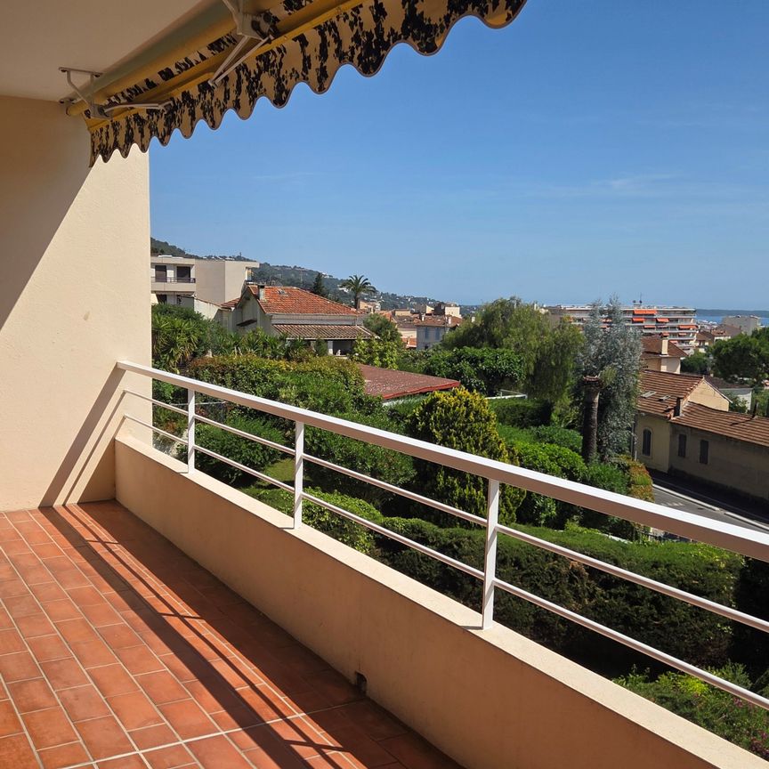 Location Appartement 3 pièces 76m² LE CANNET 06110 - Photo 1