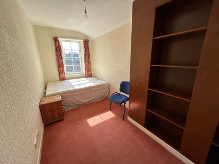 5 bedroom apartment to rent - Photo 3