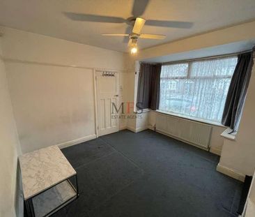 Rutland Road, Southall, UB1 - Photo 2