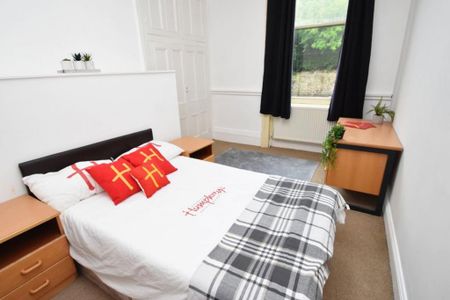 7 bedroom flat to rent - Photo 3
