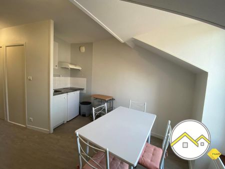 Location Appartement 2 pièces Meublé 24m² CHATEAUBRIANT 44110 - Photo 3